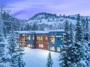 Utah Mansion - White Pine Park City